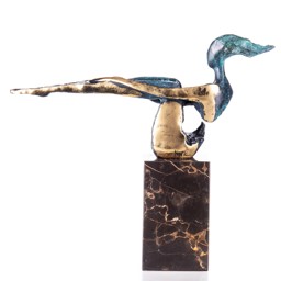 Mutasd a Modern női akt - bronz szobor zöld patinával részleteit! Kép a Modern női akt - bronz szobor zöld patinával