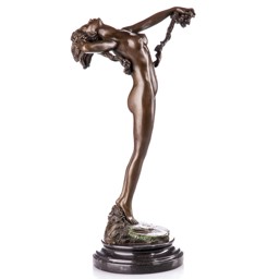 Mutasd a Női akt szőlőtőkével - bronz szobor márványtalpon részleteit! Kép a Női akt szőlőtőkével - bronz szobor márványtalpon